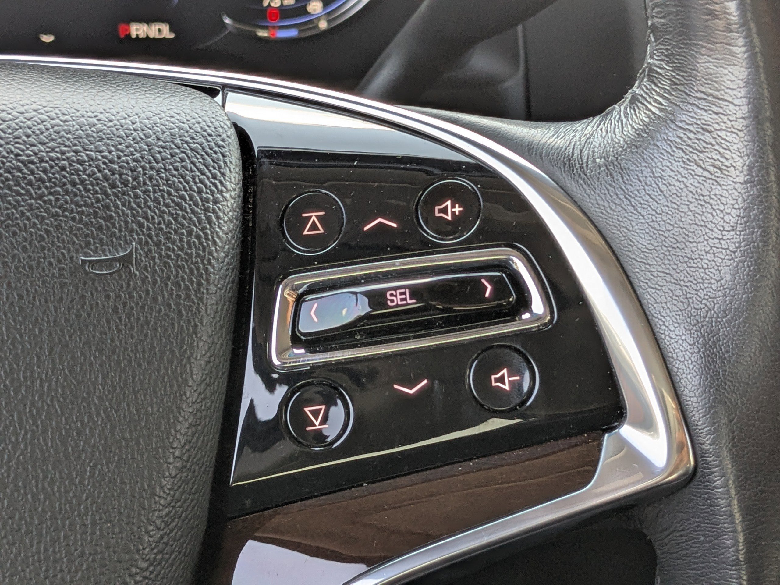 Used 2019 Cadillac Escalade Premium Luxury image 29