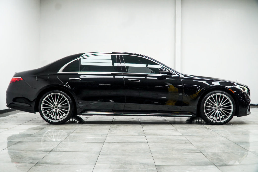Used 2023 Mercedes-Benz S 500 4MATIC w/ AMG Line image 10