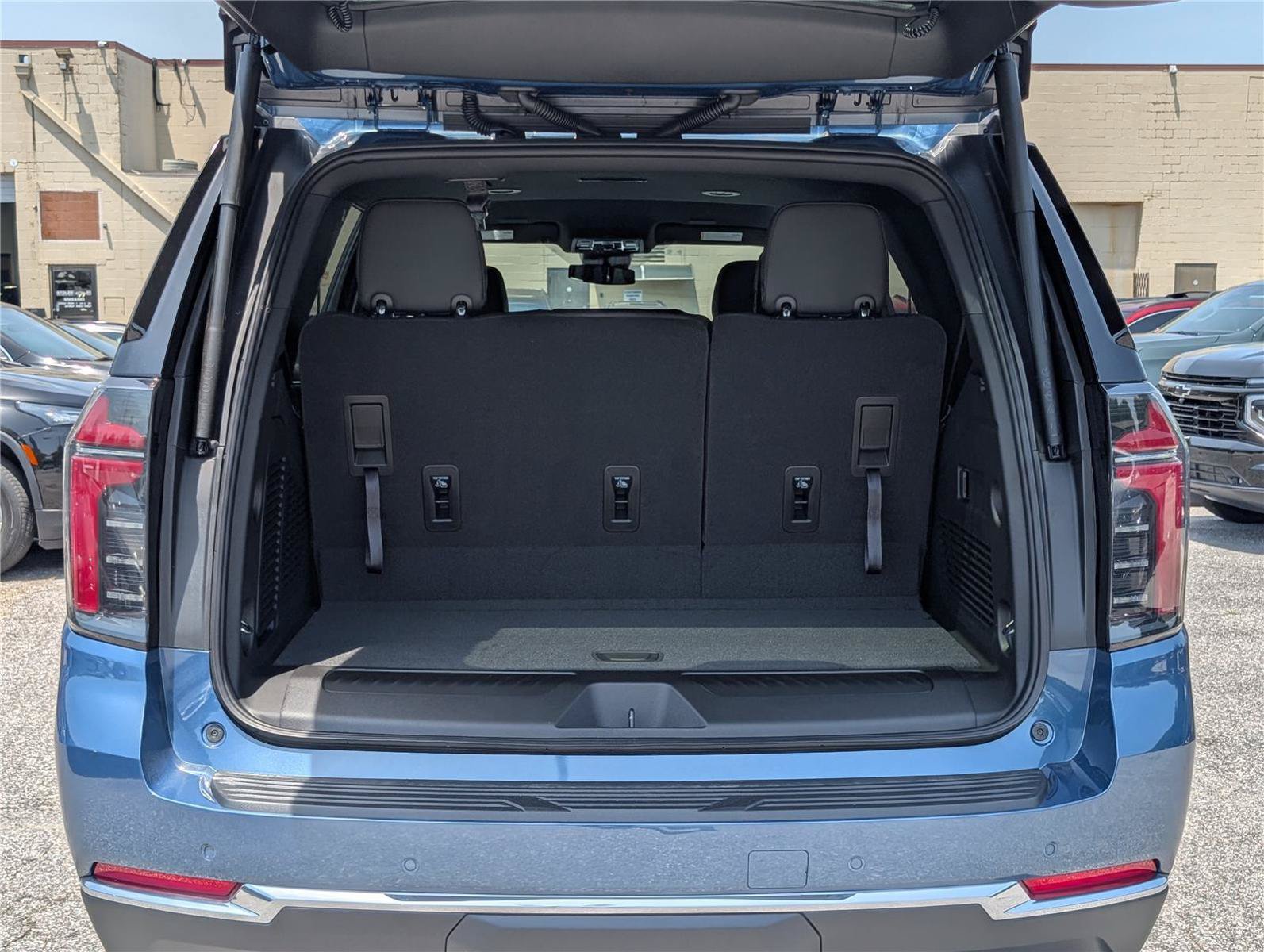 New 2026 Chevrolet Tahoe LT AWD/4WD image 11