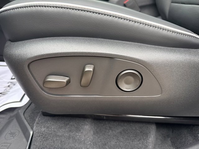 New 2026 Buick Enclave Sport Touring w/ Power Package image 31