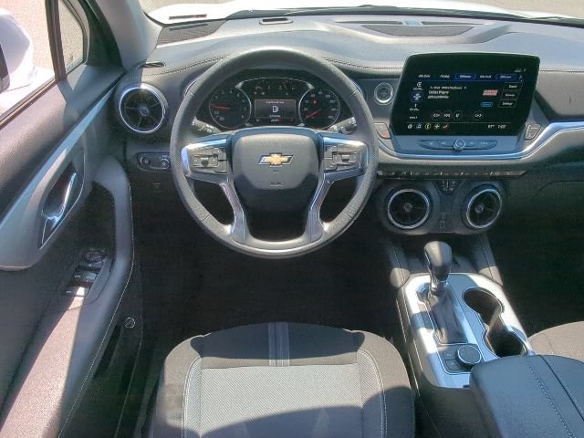 Used 2024 Chevrolet Blazer LT w/ Convenience Package FWD image 7