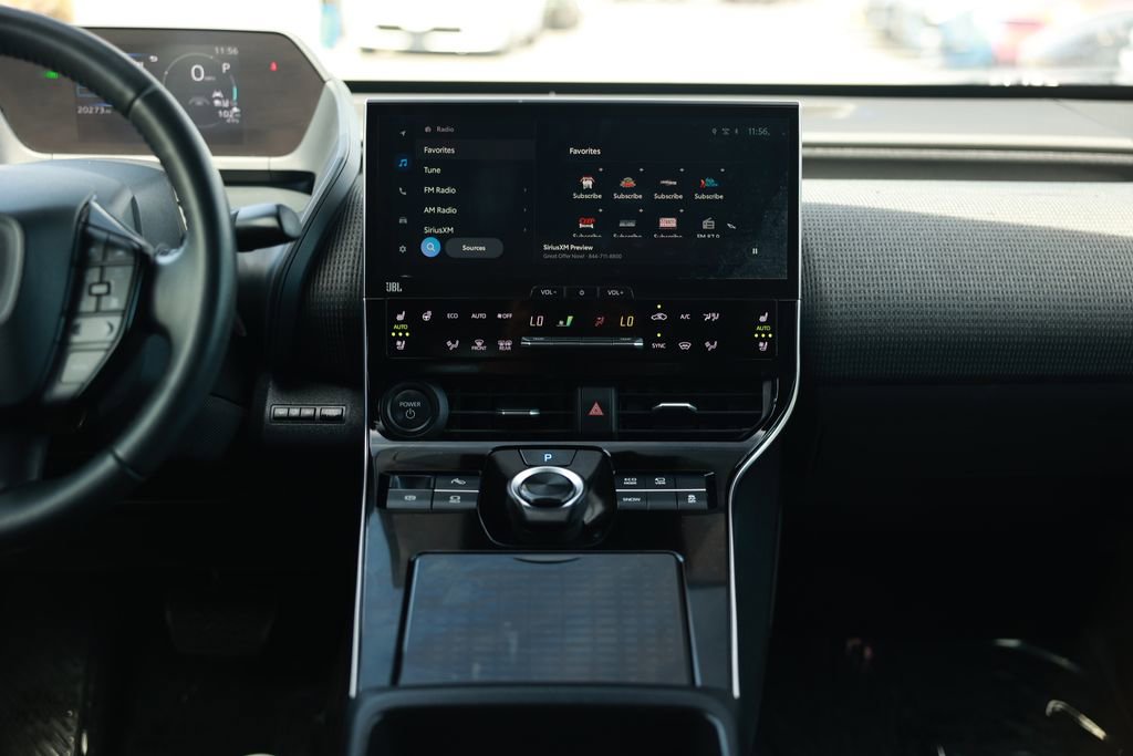 Used 2023 Toyota bZ4X Limited image 27