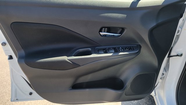 Used 2022 Nissan Versa SV w/ Trunk Package FWD image 17