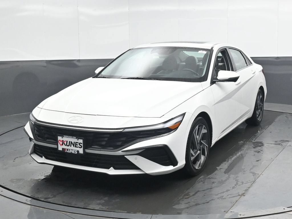 Used 2024 Hyundai Elantra Limited FWD image 6