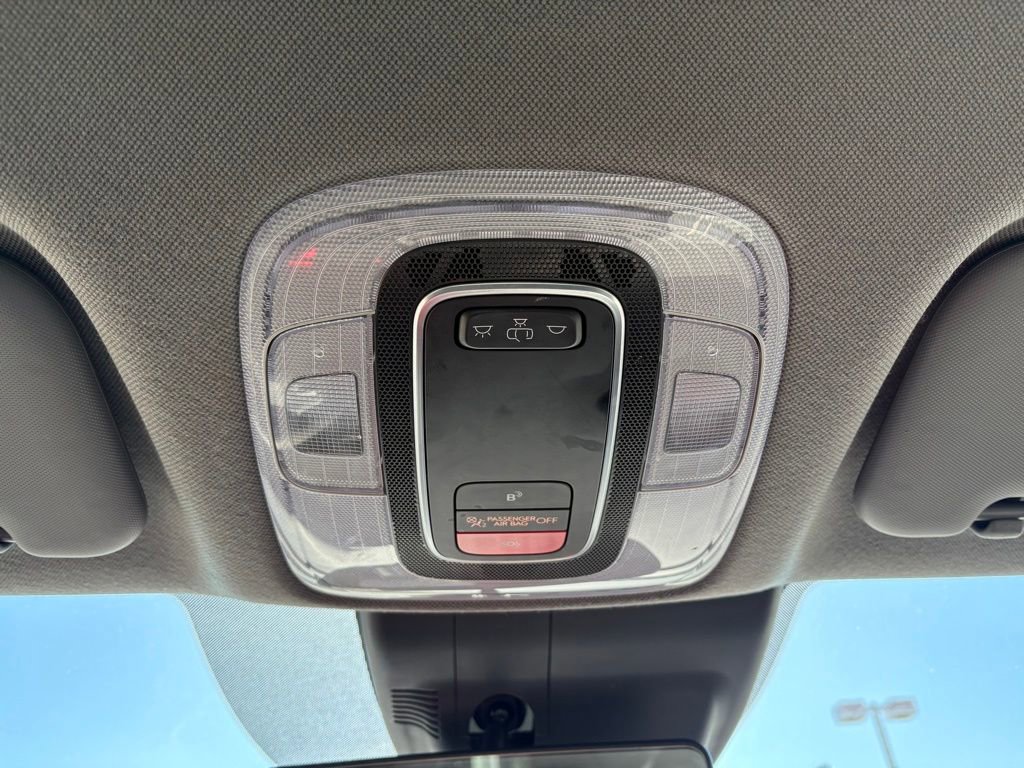 Used 2024 Hyundai Elantra SEL FWD image 22
