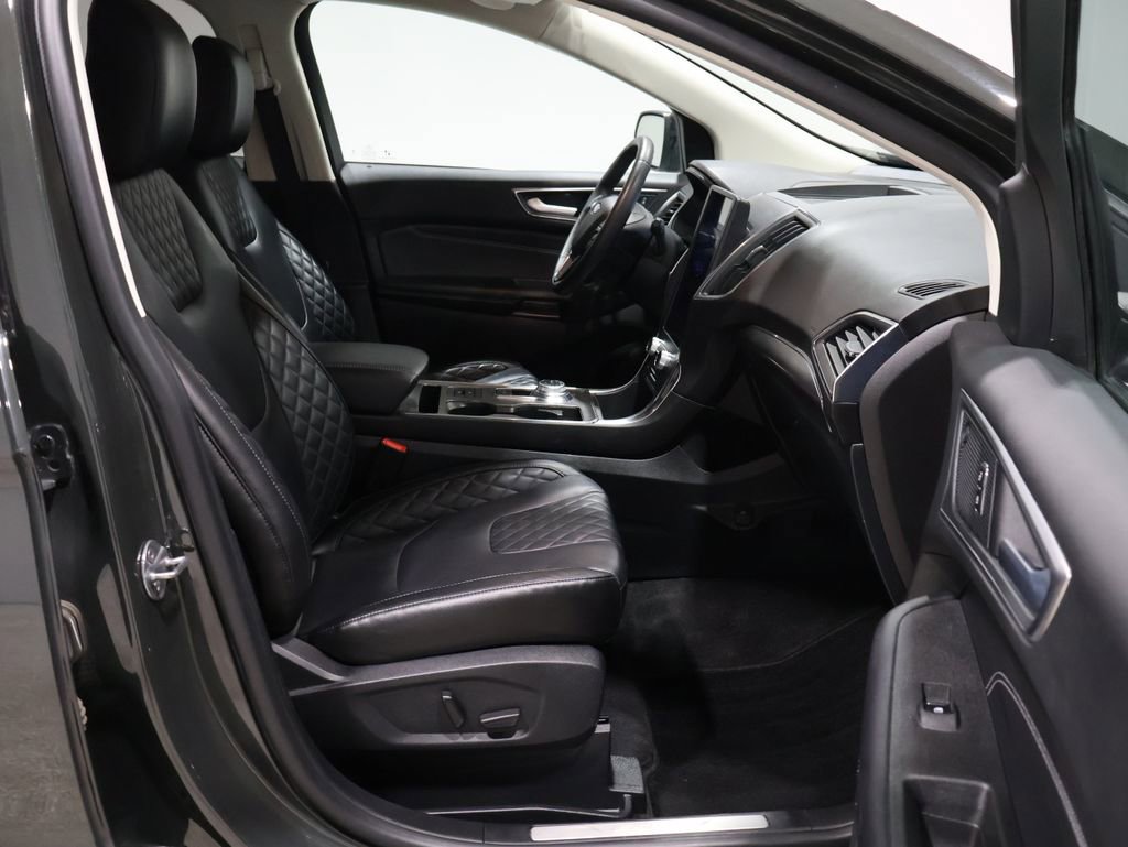Used 2024 Ford Edge Titanium w/ Equipment Group 301A image 22
