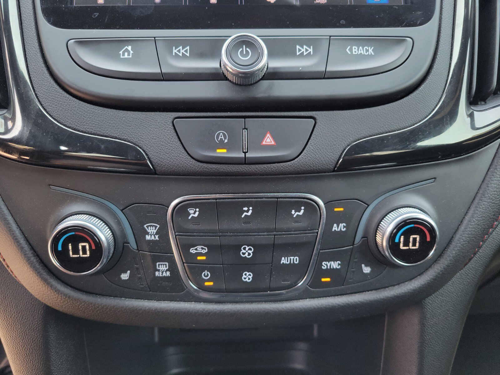 Used 2023 Chevrolet Equinox RS image 23