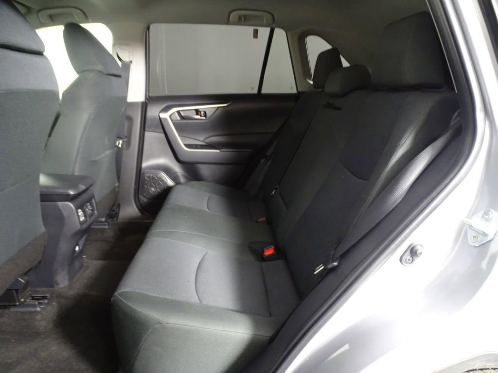 Used 2024 Toyota RAV4 LE image 11