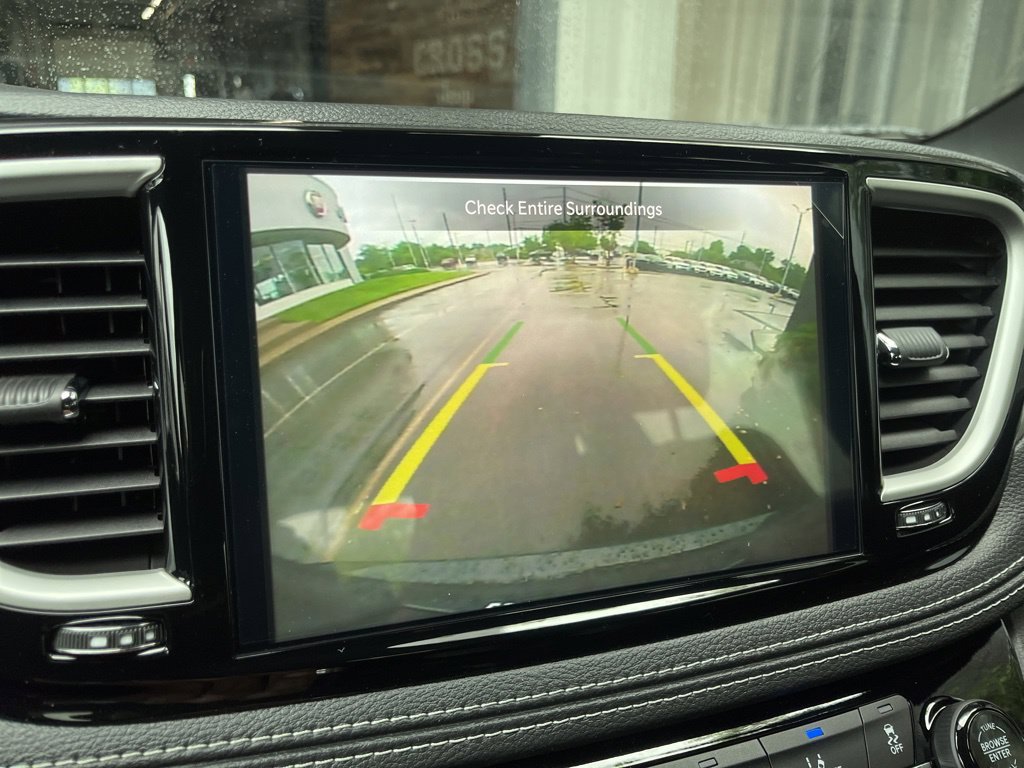 New 2027 Chrysler Pacifica Select AWD/4WD image 31