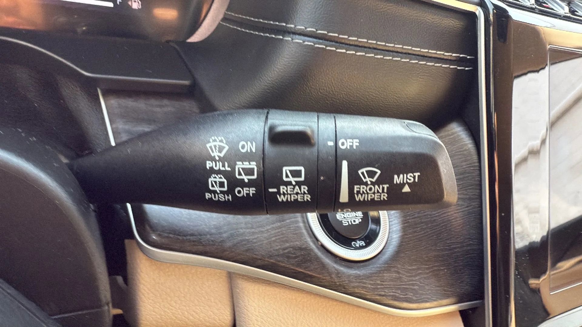 Used 2021 Jeep Grand Cherokee L Limited image 13