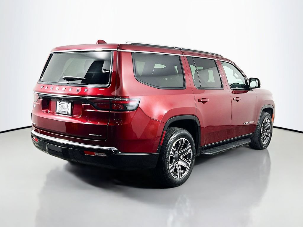 Used 2023 Jeep Wagoneer Series II AWD/4WD image 5