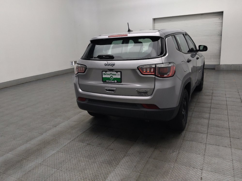 Used 2019 Jeep Compass Sport FWD image 9