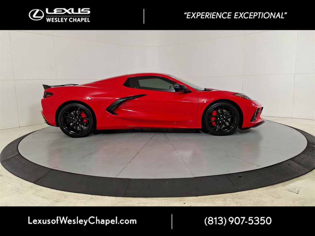 Used 2023 Chevrolet Corvette Stingray Premium Conv w/ Z51 Performance Package image 2