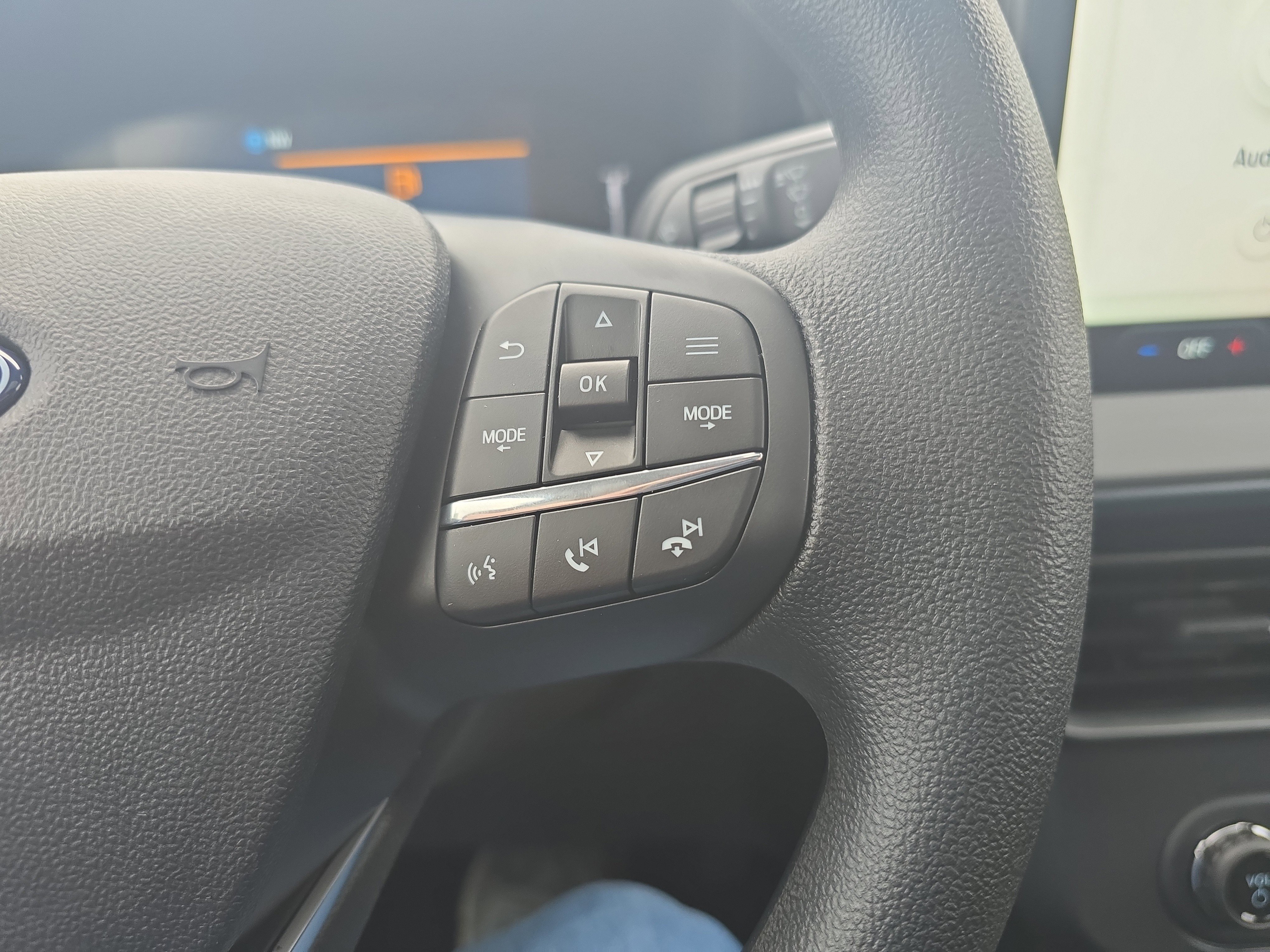 New 2025 Ford Maverick XLT w/ Black Appearance Package image 23