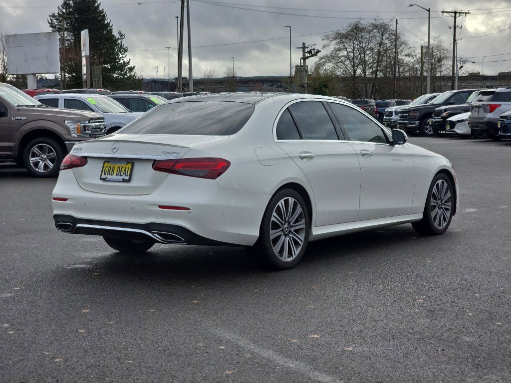 Used 2022 Mercedes-Benz E 450 4MATIC Sedan image 5