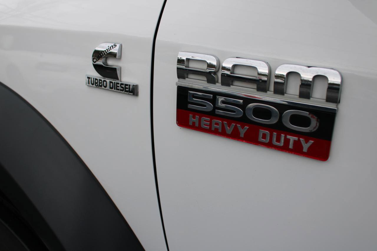 Used 2012 RAM 5500 SLT RWD image 15