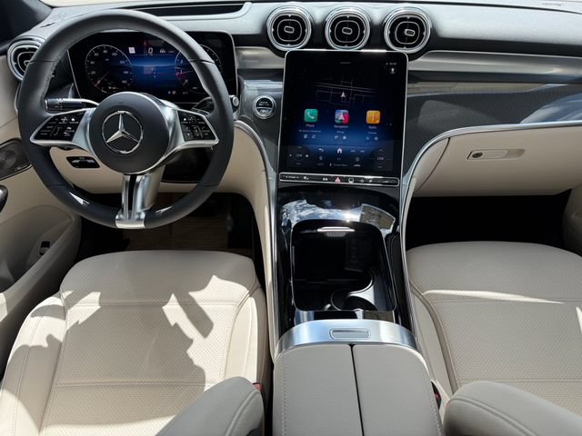 Certified 2025 Mercedes-Benz GLC 300 4MATIC image 2