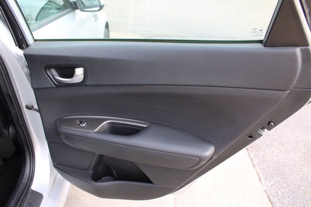 Used 2020 Kia Optima LX image 22