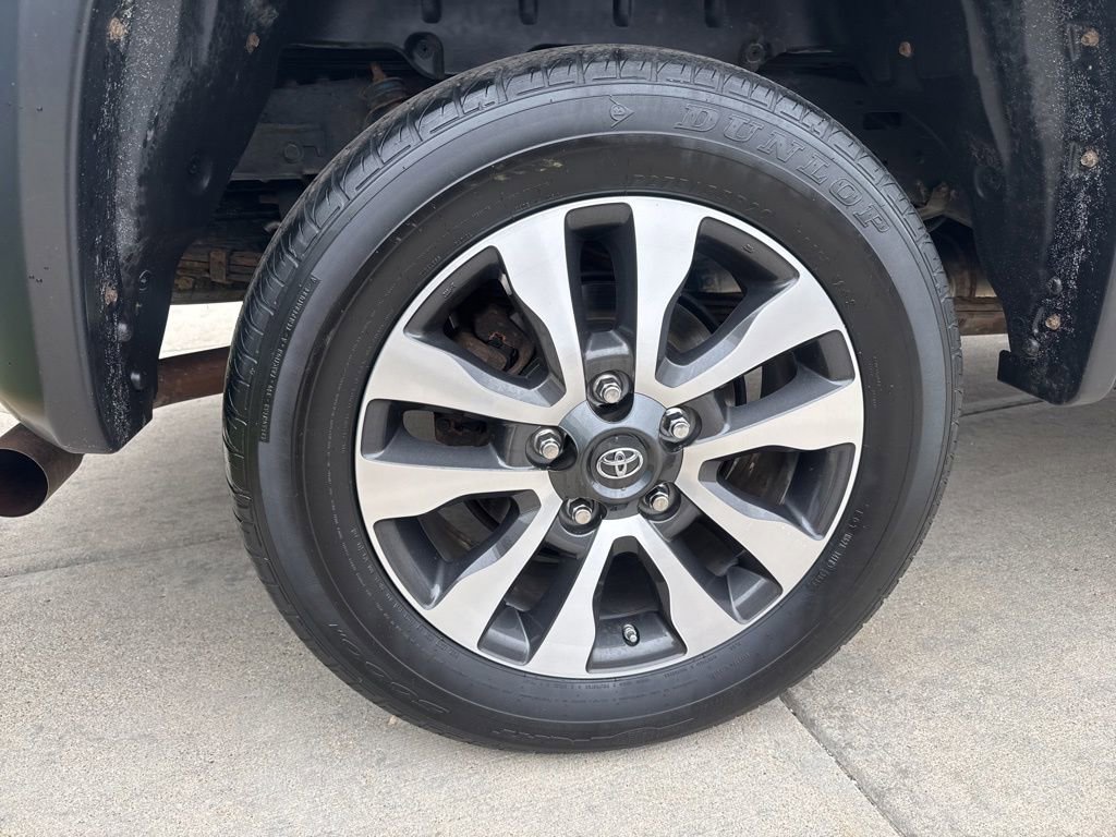 Used 2018 Toyota Tundra Limited image 47