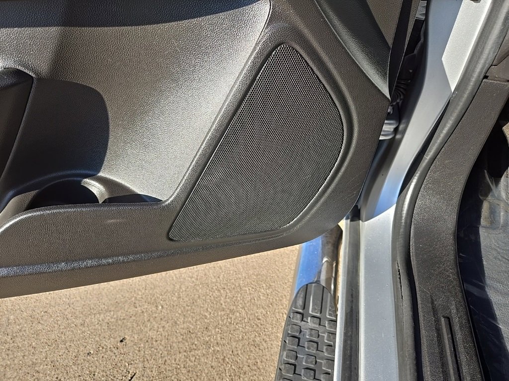 Used 2015 GMC Canyon SLE w/ SLE Convenience Package image 39