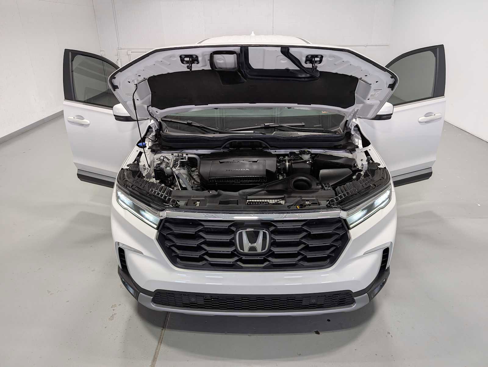 Used 2023 Honda Pilot EX-L image 13