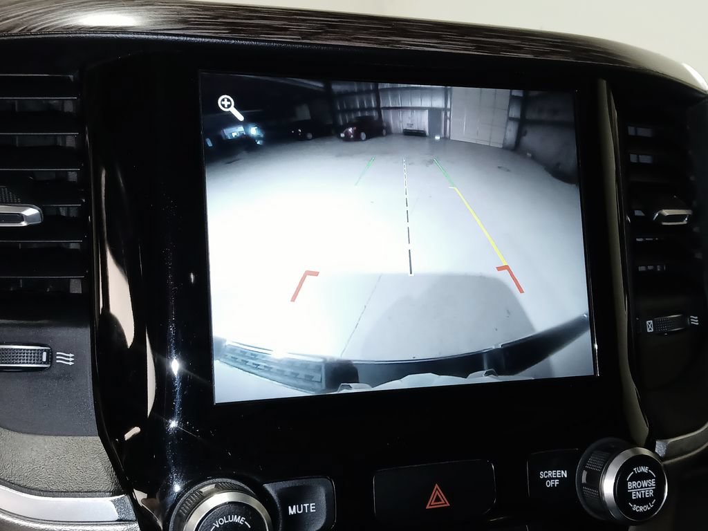 Used 2019 RAM 1500 Laramie AWD/4WD image 24