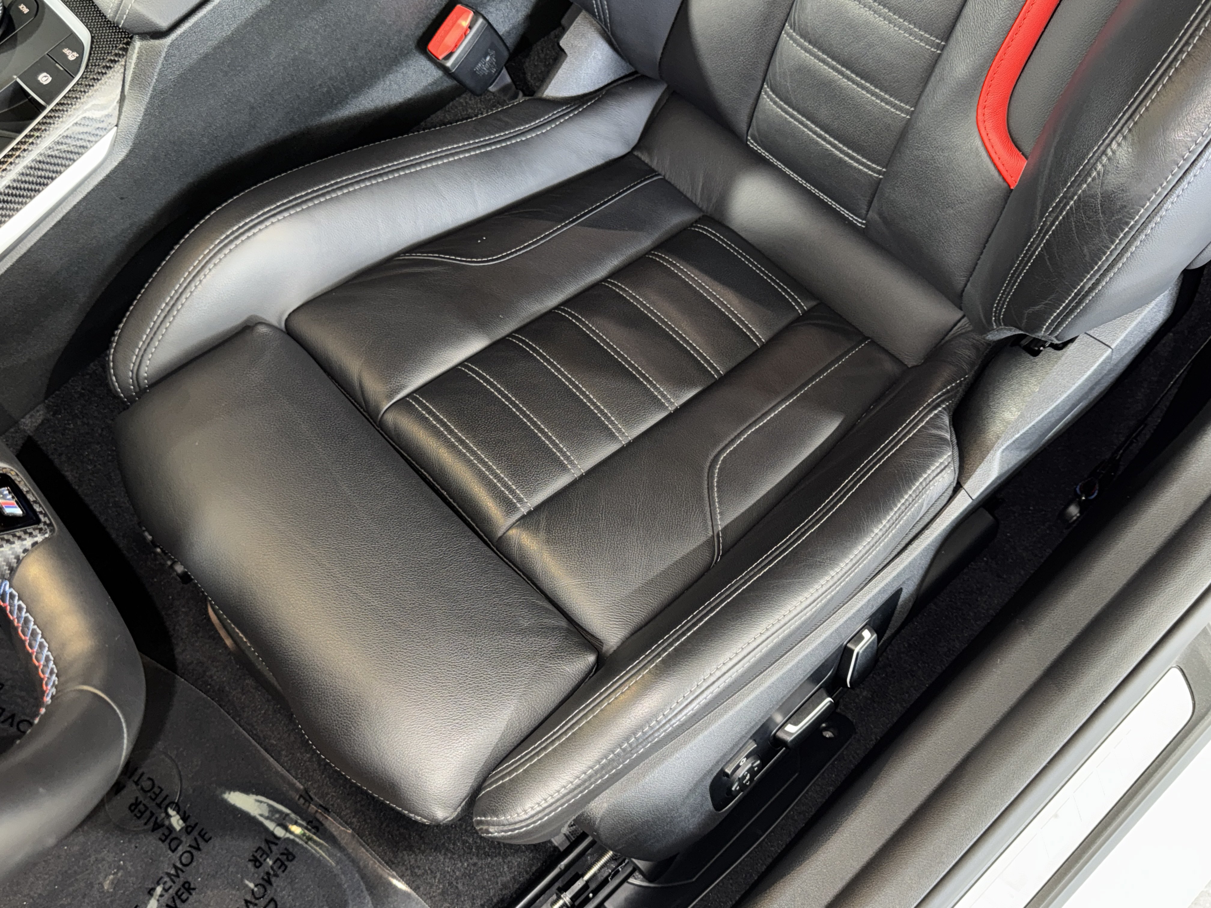 Used 2025 BMW M2 w/ Lighting Package RWD image 30