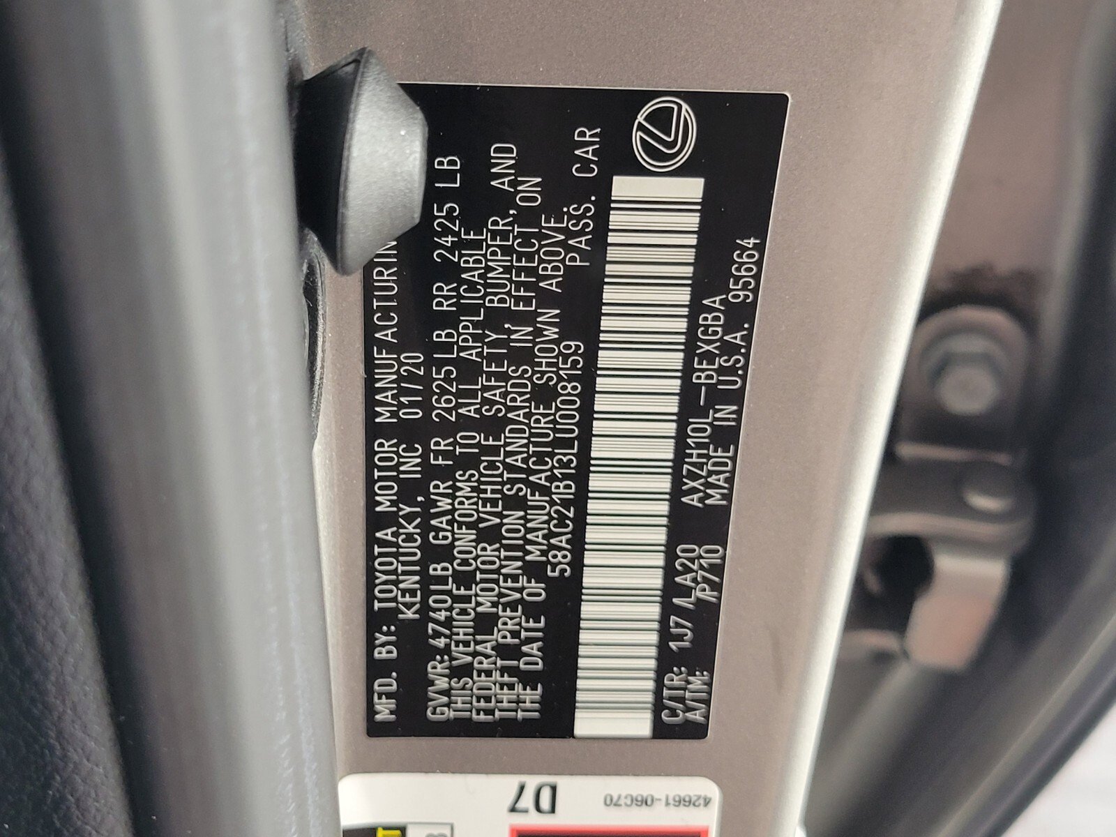 Used 2020 Lexus ES 300h w/ Accessory Package 2 image 19