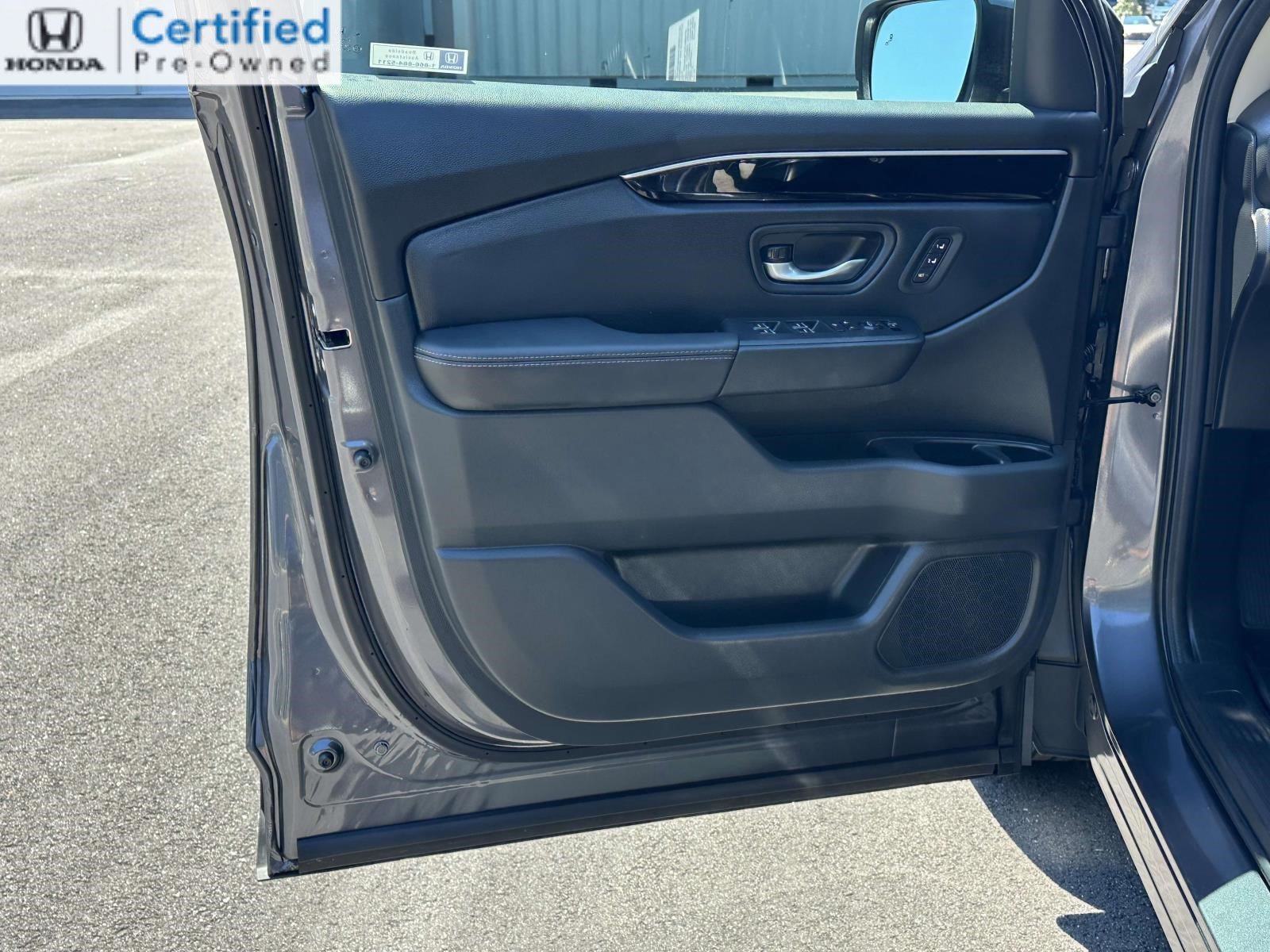 Certified 2025 Honda Pilot EX-L image 5