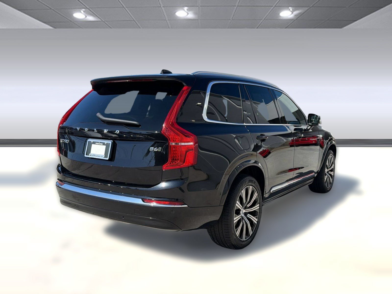 Used 2023 Volvo XC90 B6 Plus AWD/4WD image 9