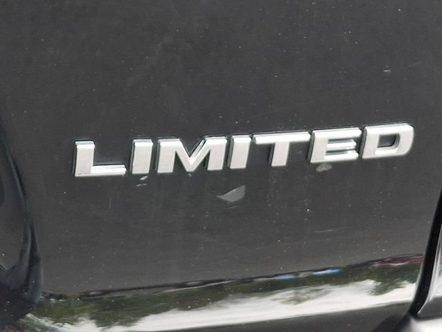 Used 2019 Jeep Cherokee Limited AWD/4WD image 37