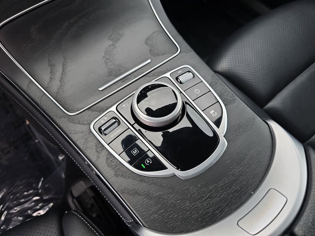 Used 2019 Mercedes-Benz GLC 300 4MATIC image 15