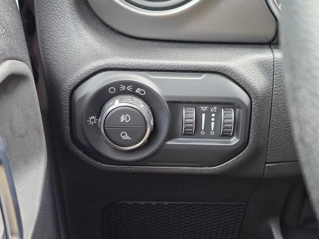 Used 2021 Jeep Gladiator Sport image 63