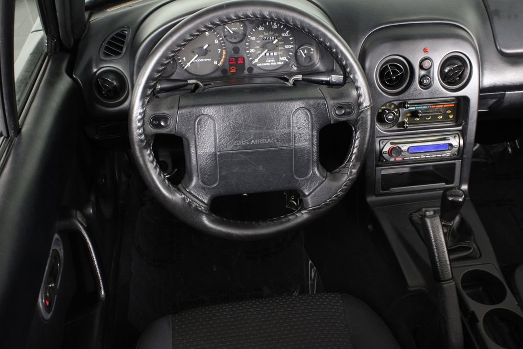Used 1996 MAZDA MX-5 Miata image 5