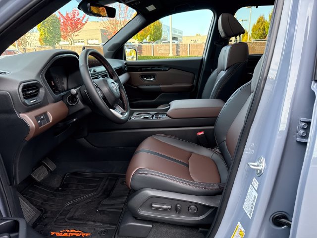 New 2026 Honda Pilot TrailSport image 15