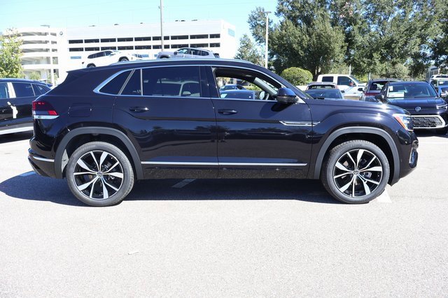 New 2026 Volkswagen Atlas Cross Sport SEL Premium R-Line image 8