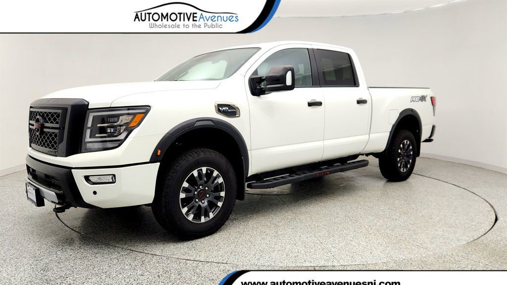 Used 2024 Nissan Titan PRO-4X w/ Pro-4x Convenience Package AWD/4WD image 1