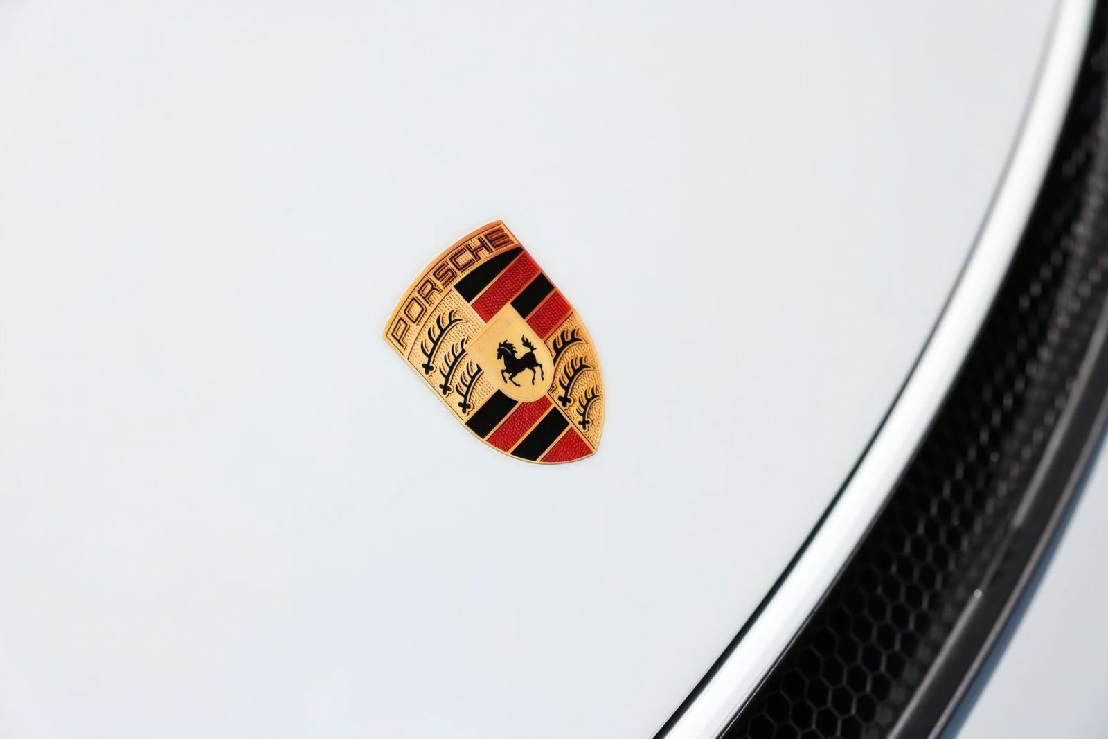 Used 2023 Porsche 718 Cayman GT4 RS RWD image 18