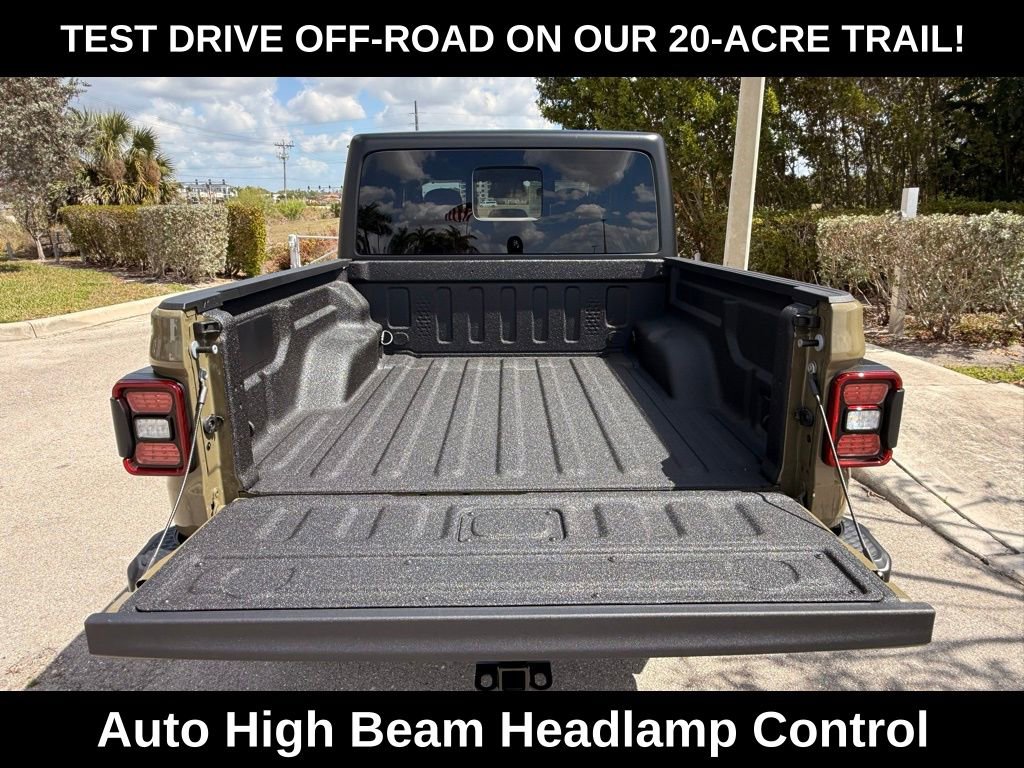 New 2026 Jeep Gladiator Willys image 38