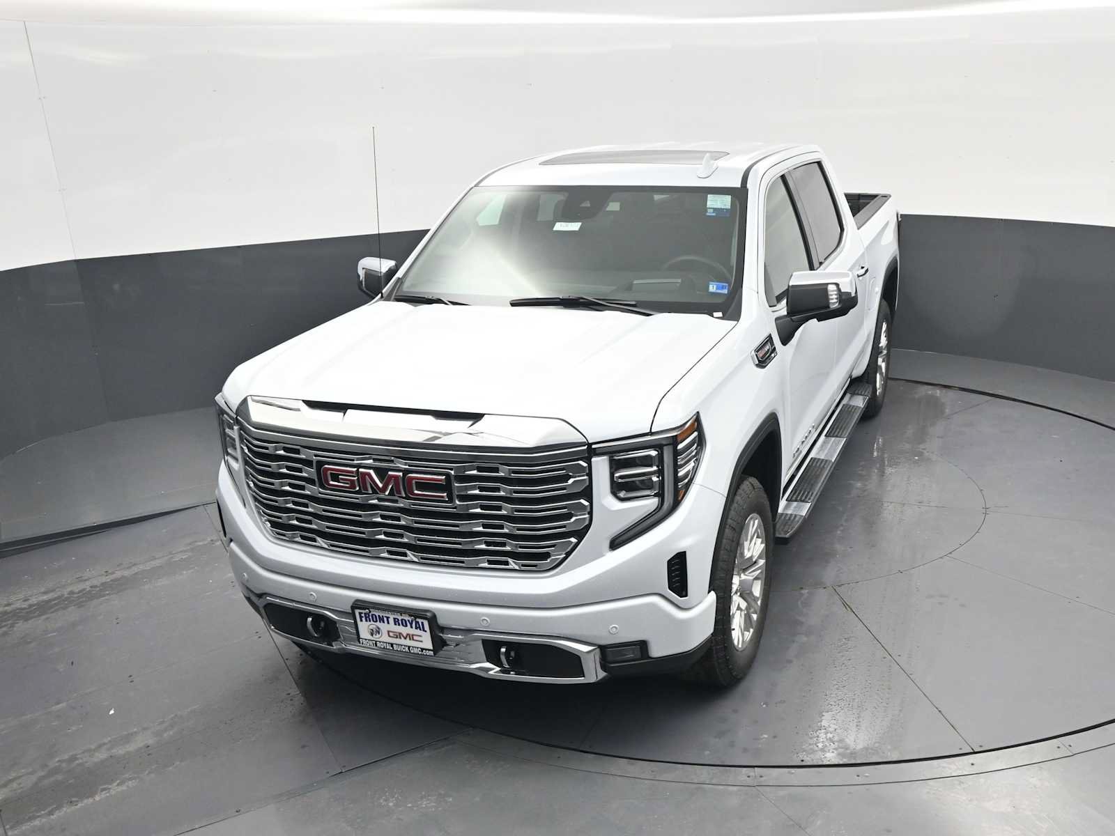 New 2026 GMC Sierra 1500 Denali w/ Technology Package AWD/4WD image 31