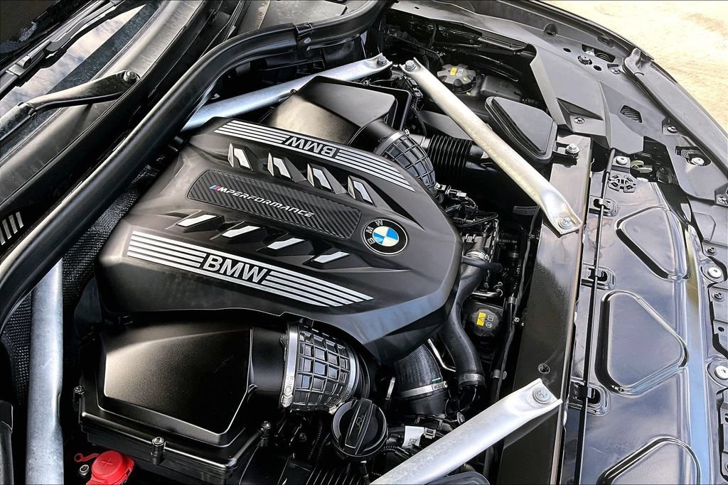 Used 2021 BMW X5 M50i AWD/4WD image 44