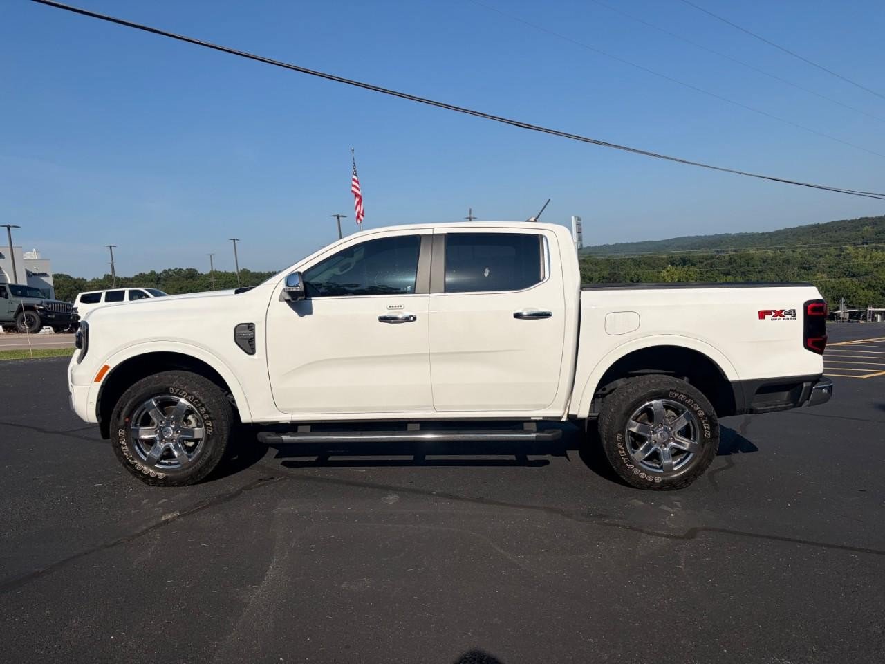 Certified 2024 Ford Ranger Lariat w/ FX4 Off-Road Package AWD/4WD image 3