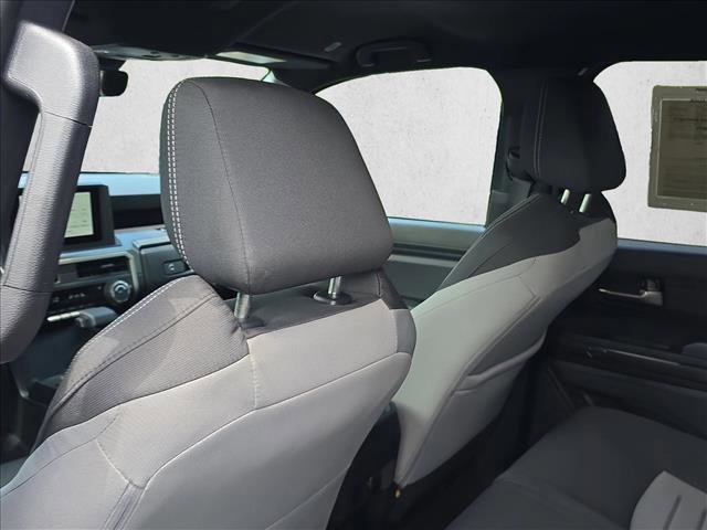 Used 2024 Toyota Tacoma TRD Off-Road AWD/4WD image 18