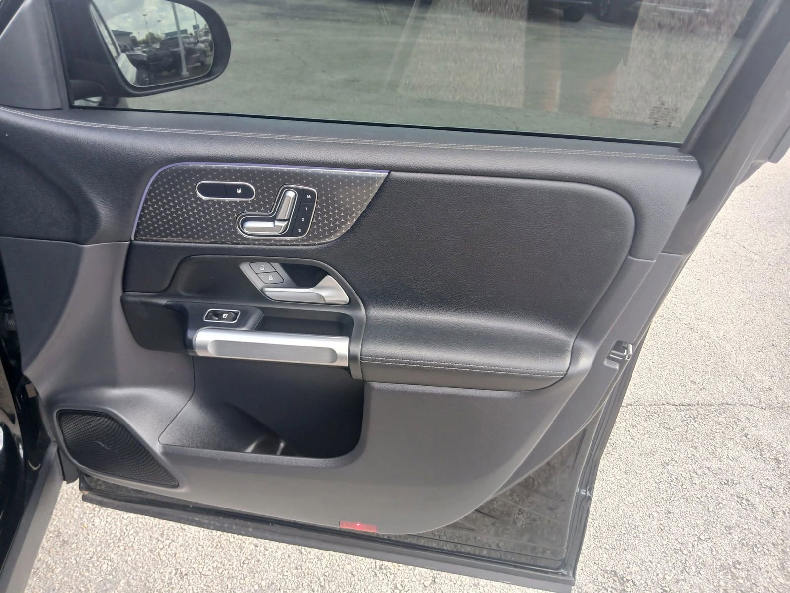 Used 2024 Mercedes-Benz EQB 300 4MATIC w/ Winter Package image 18