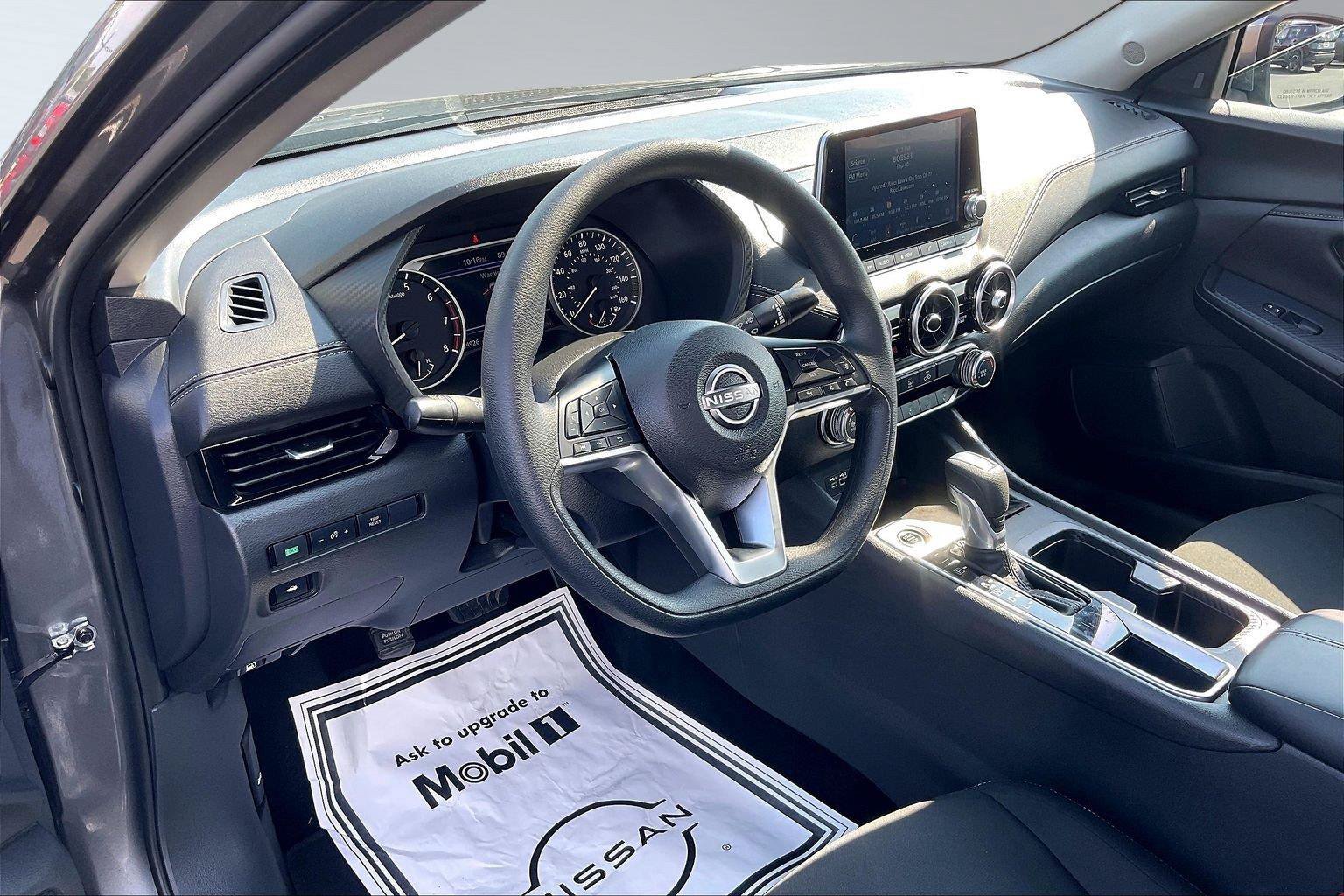 Certified 2025 Nissan Sentra SV FWD image 15