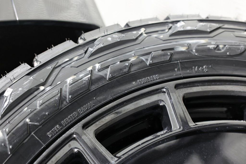 Used 2026 Cadillac Escalade ESV Sport w/ Touring Package image 51