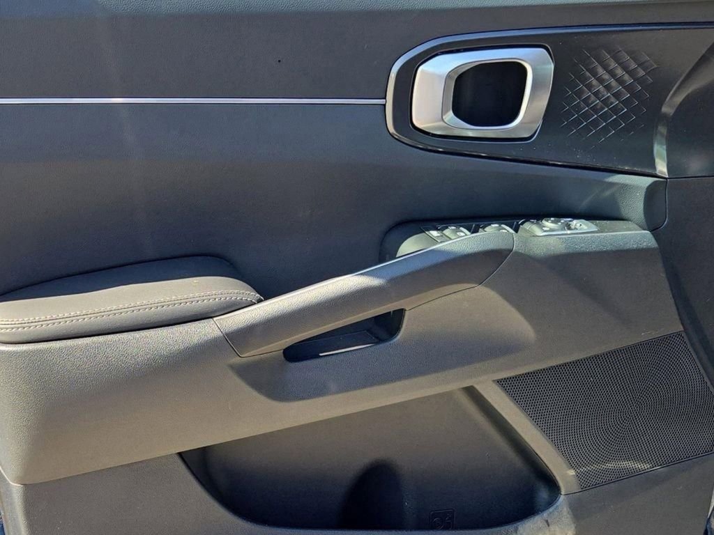 New 2026 Kia Sorento S w/ S Panoramic Sunroof Package image 15