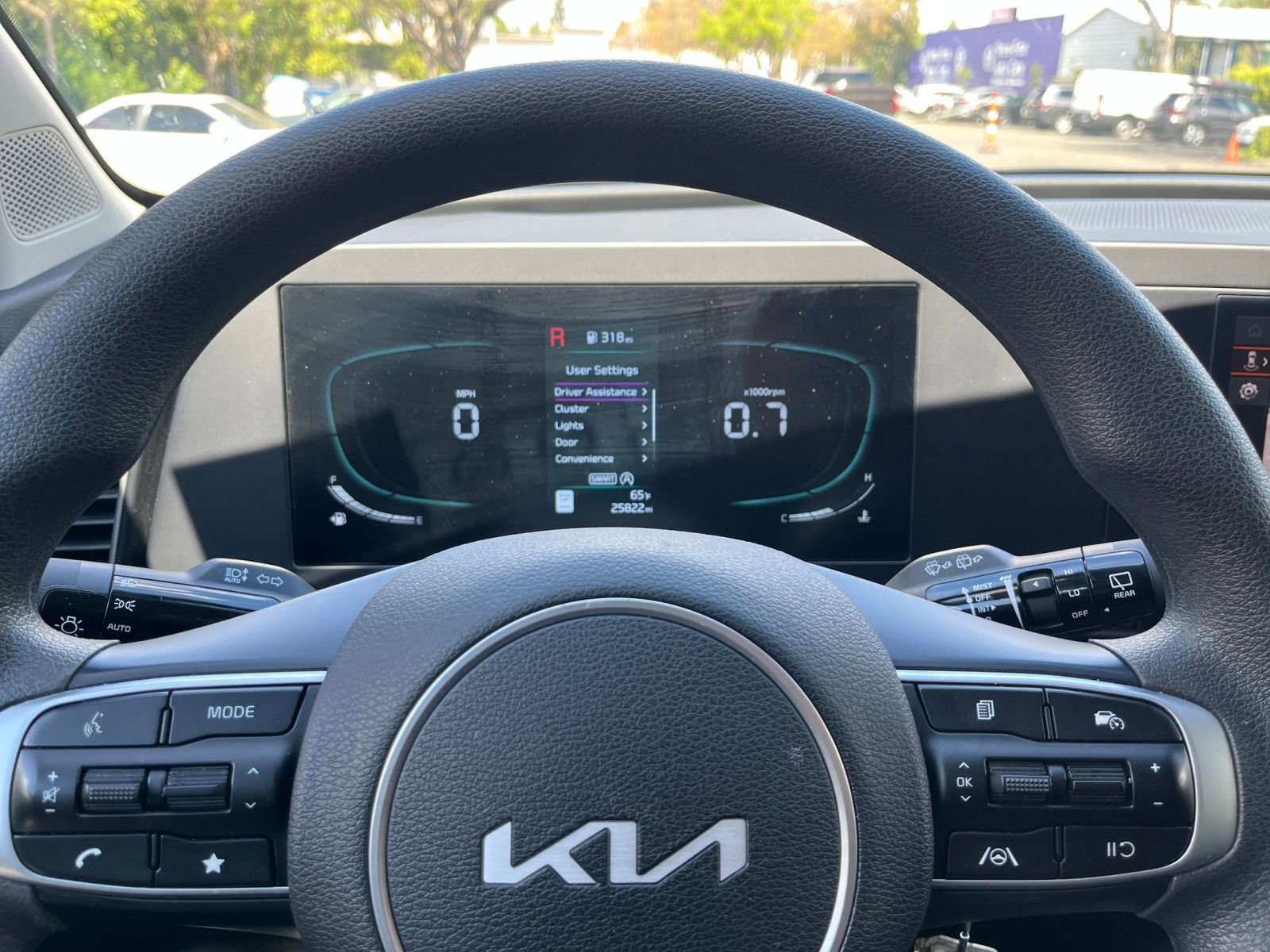 Used 2025 Kia Sportage LX image 27