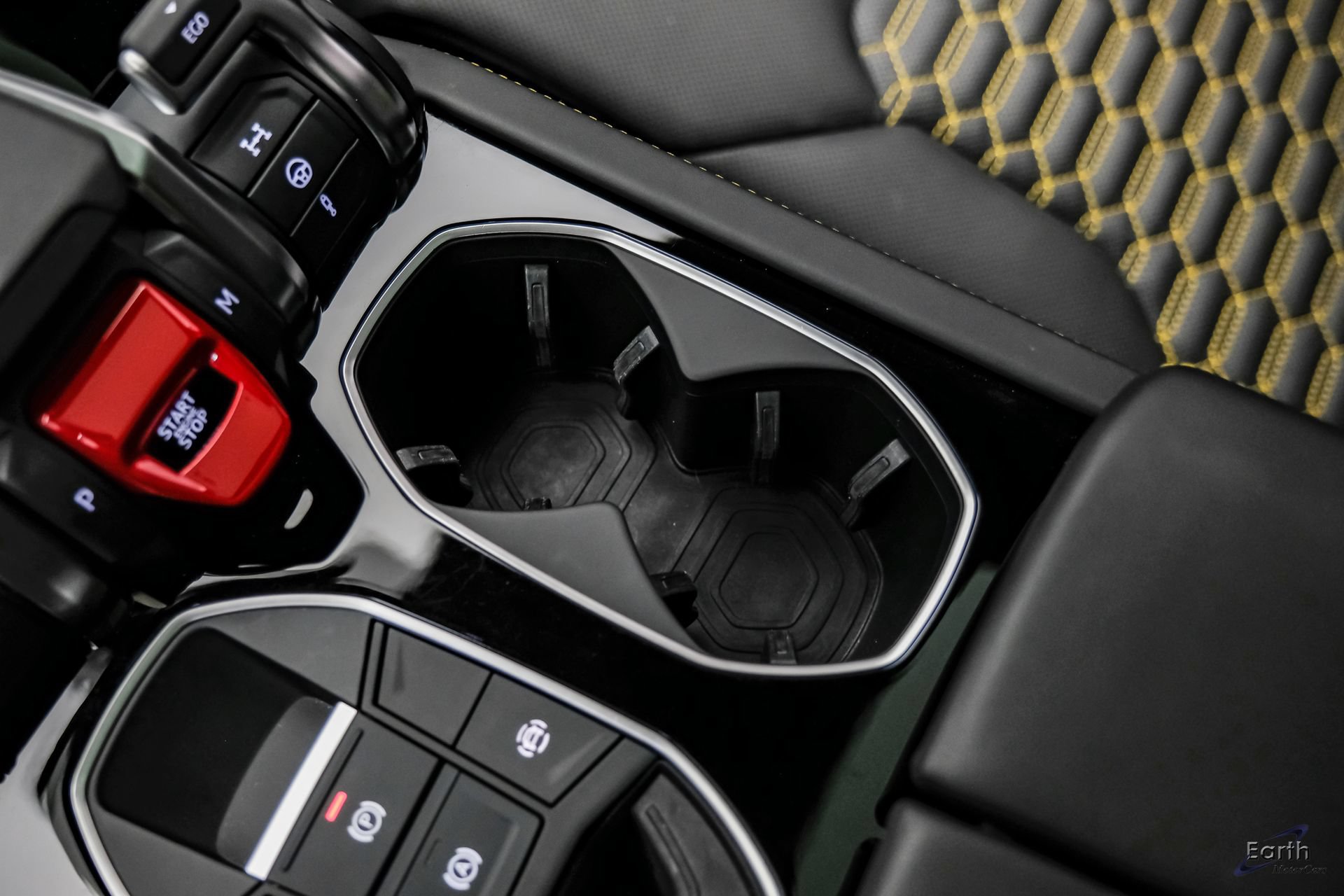 Used 2022 Lamborghini Urus AWD/4WD image 63