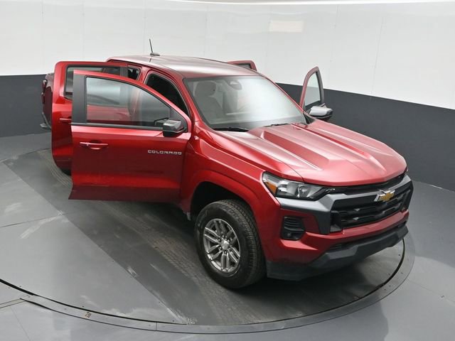 Used 2024 Chevrolet Colorado LT w/ LT Convenience Package II image 51